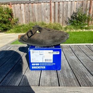AS IS: With Box Birkenstock Boston Clog Black Suede EU 39 US 8-8.5